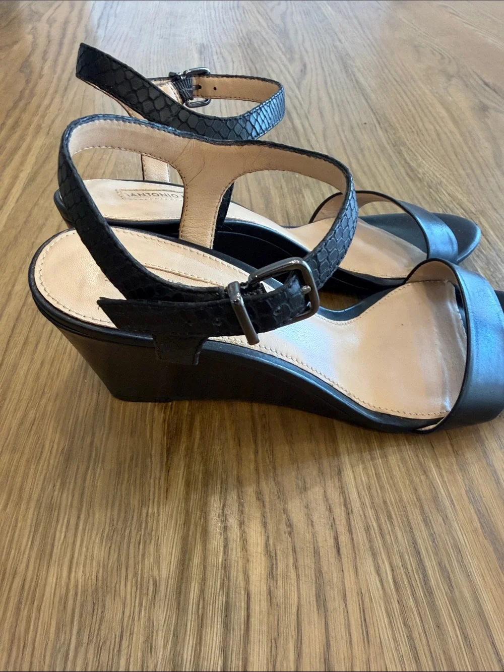 ANTONIO MELANI Black Leather Wedge Sandals Ankle Strap Size 8 Dress Heels
